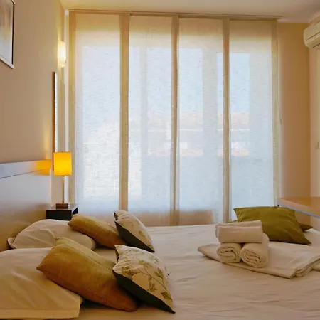 Apartament бийч - *