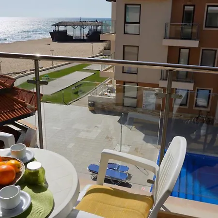 бийч - Apartament *