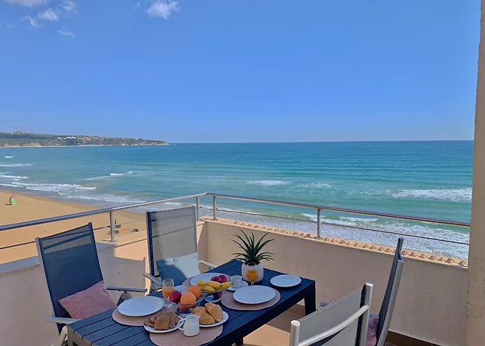 Апартамент бийч -